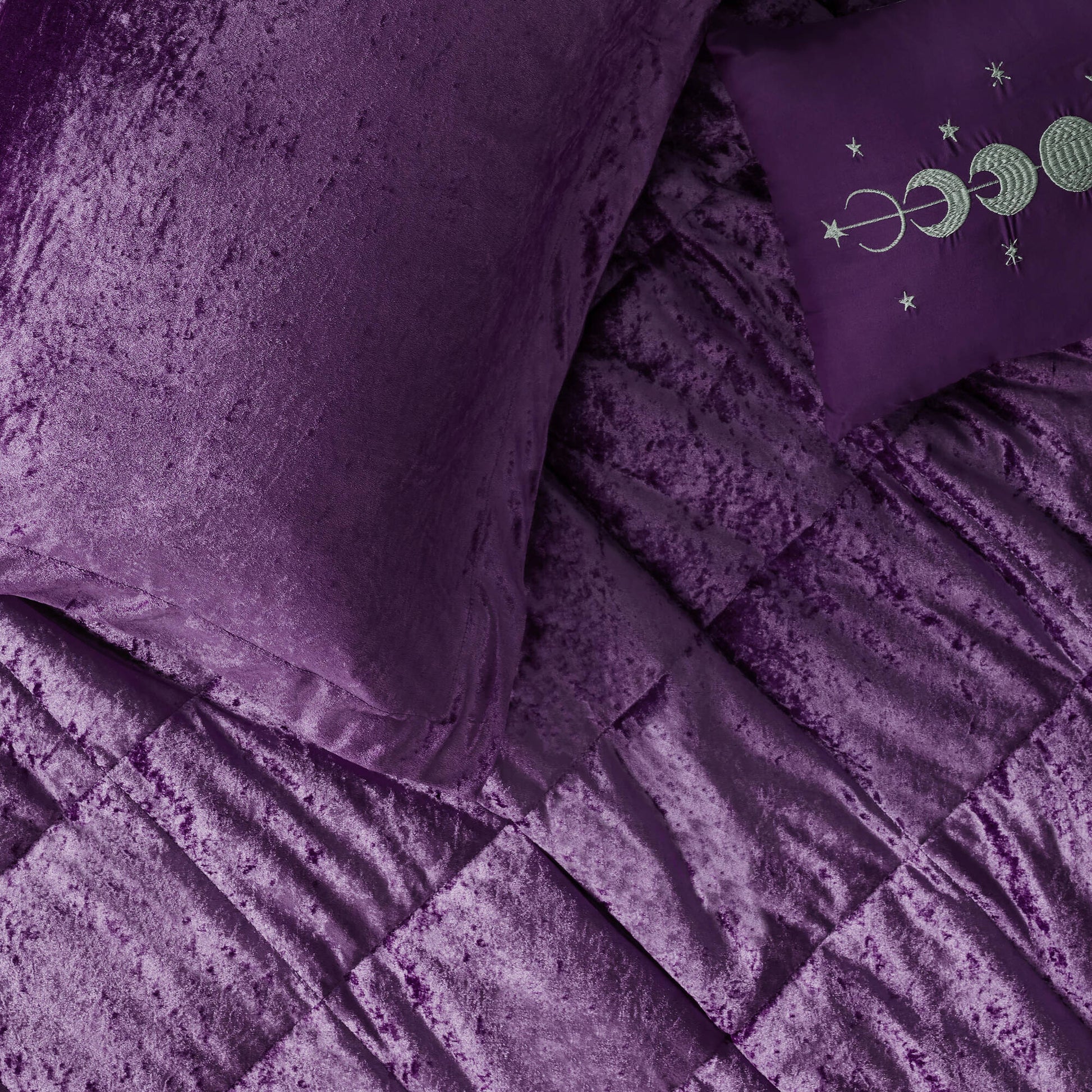 Regency Heights Felicia Comforter Set