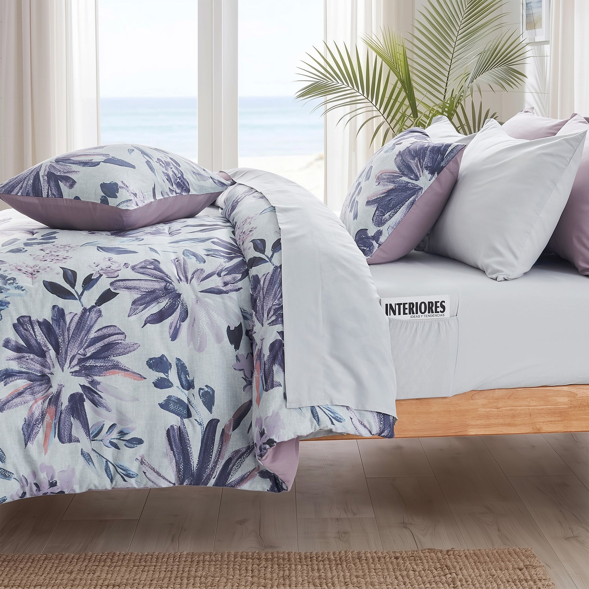 Regency Heights Moran Comforter set