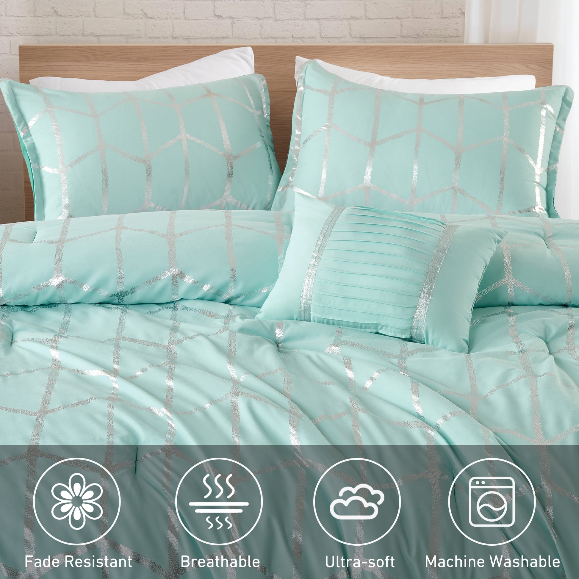 Regency Heights Raina Metallic Printed 3 Comforter Set