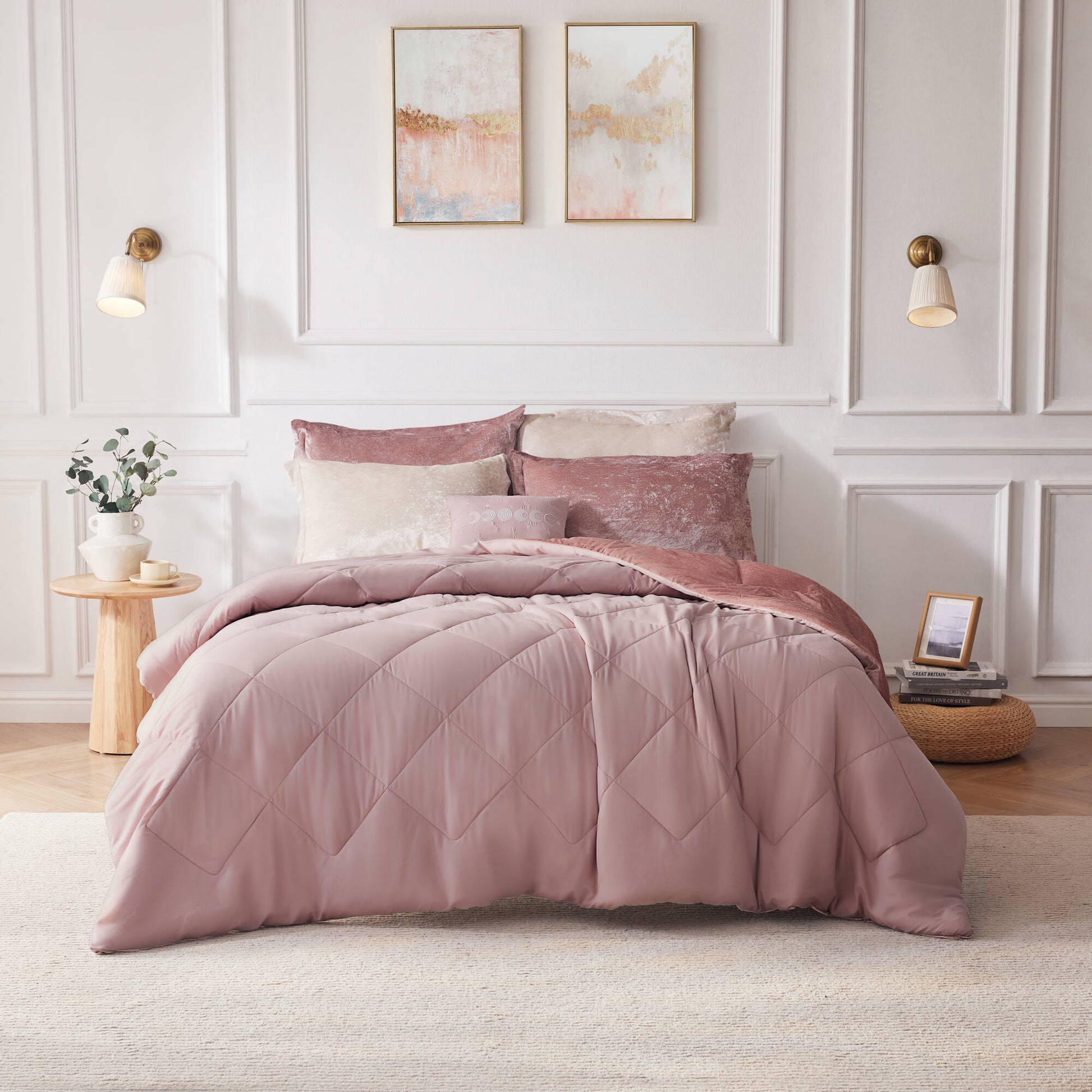 Intelligent Design Velvet Duvet Cover Set with Throw Pillow