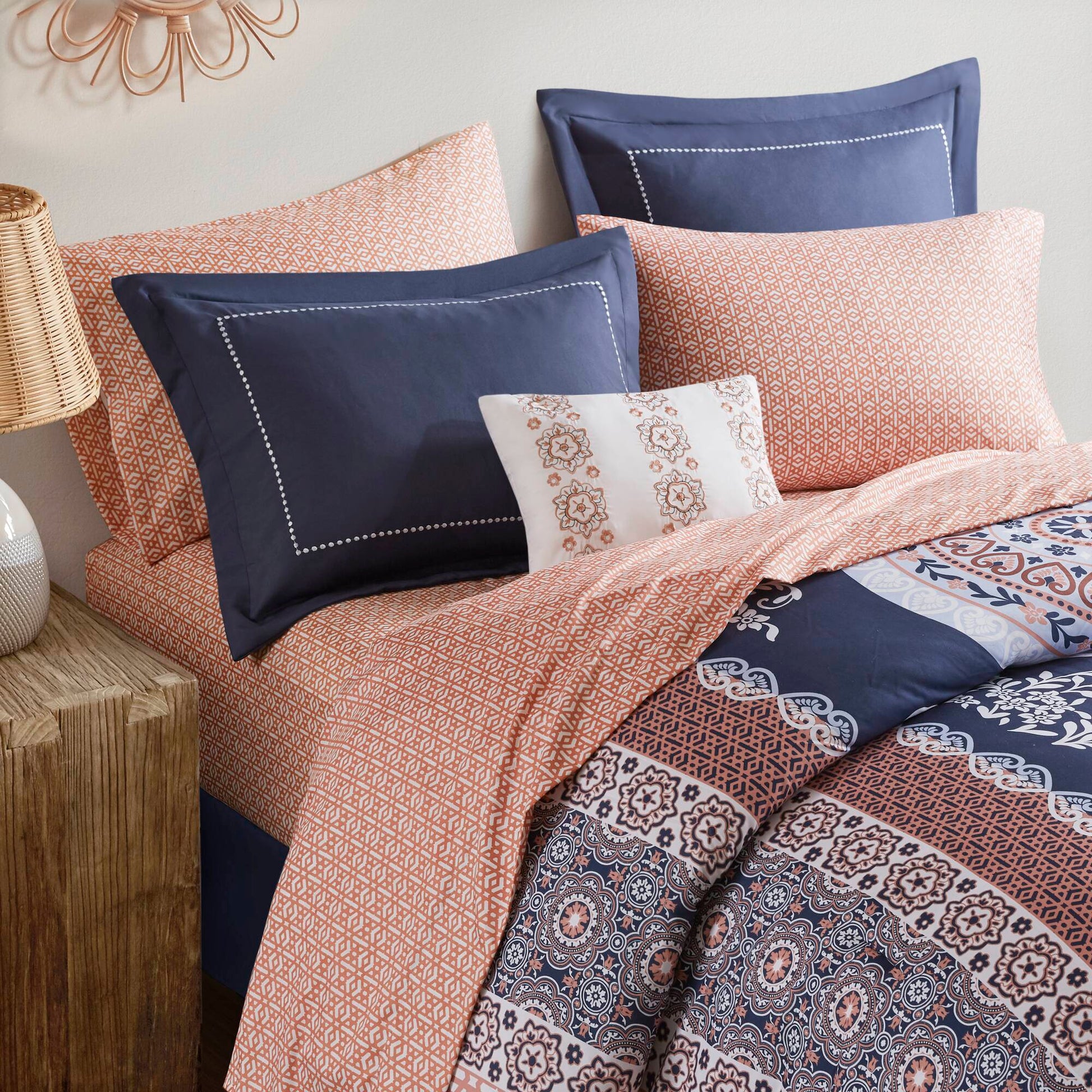 Regency Heights Loretta Comforter Set