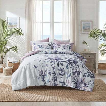 Regency Heights Moran Comforter set