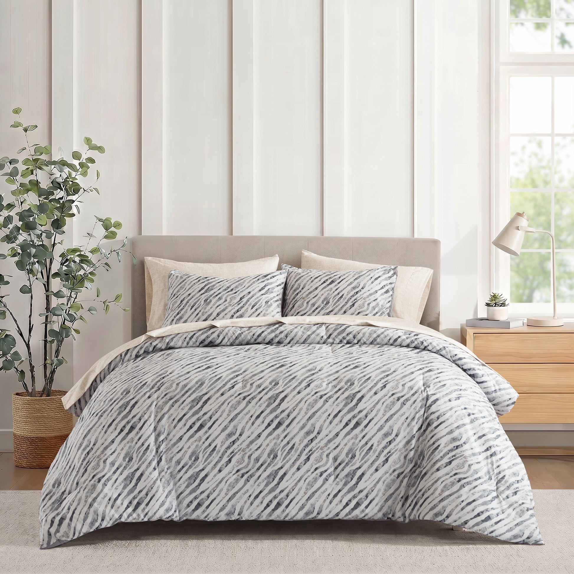 Madison Park Essentials Nixon 5 Pieces Comforter Set with Sheet Set