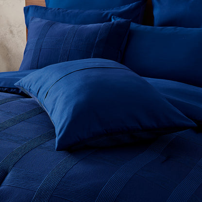 Regency Heights Pucker 4pcs Comforter set