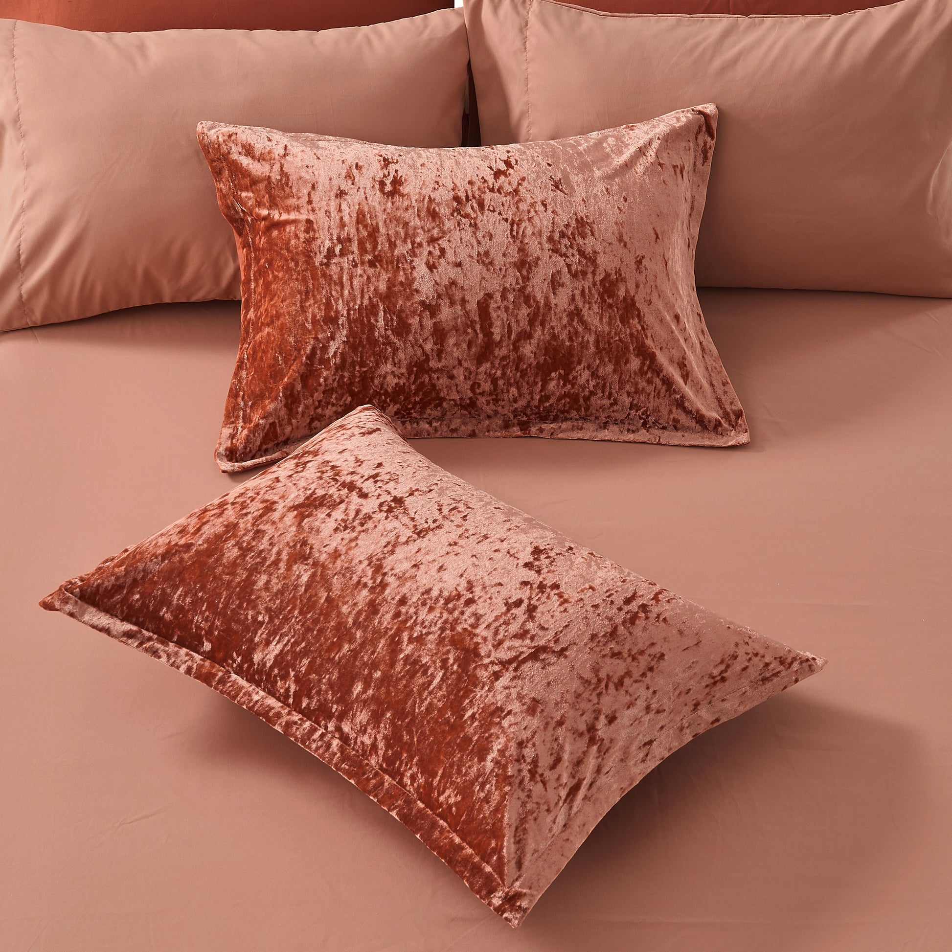 Regency Heights Juliana Comforter Set