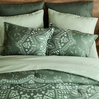 Regency Heights Ava Complete Bed with Sheet Set