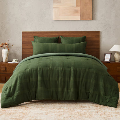 Regency Heights Pucker 4pcs Comforter set