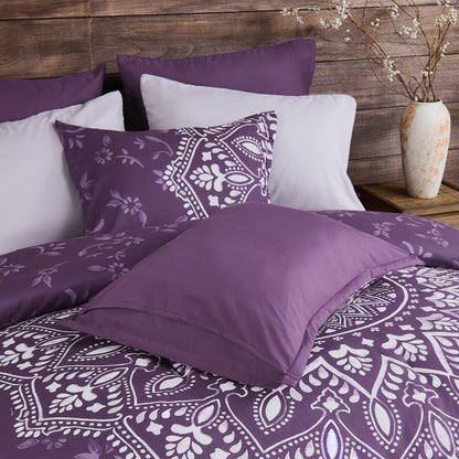 Regency Heights Ava Complete Bed with Sheet Set