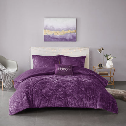 Regency Heights Felicia Comforter Set