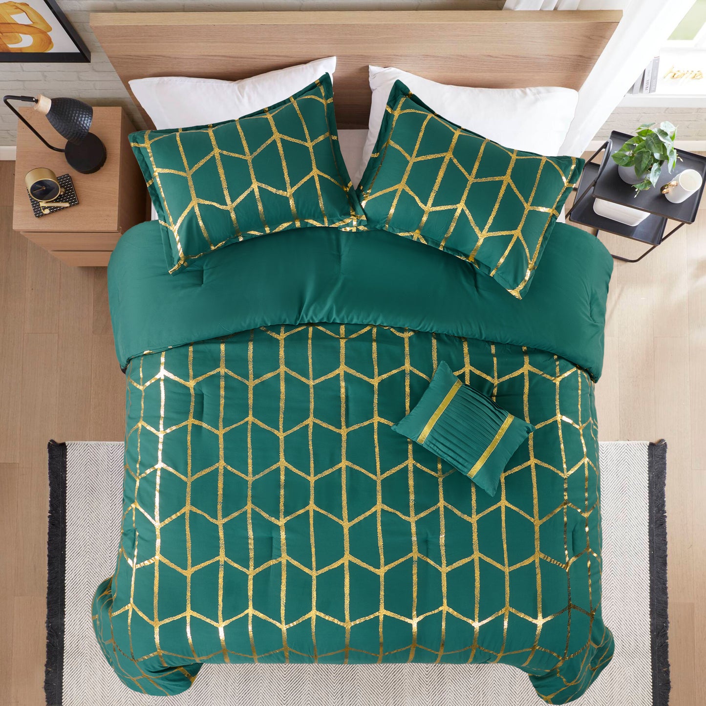 Regency Heights Raina Metallic Printed 3 Comforter Set