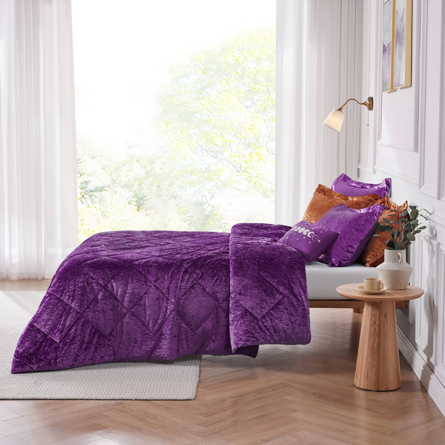 Flora 100% Polyester Velvet Comforter Set