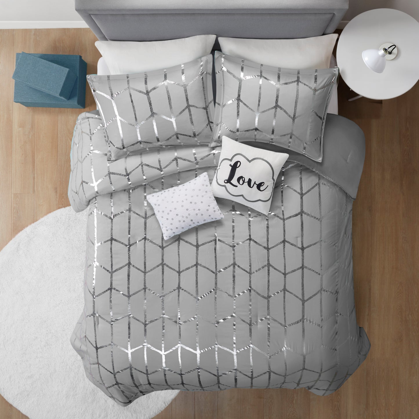 Raina 100% Polyester Brushed Microfiber Printed 5pcs Comforter Set