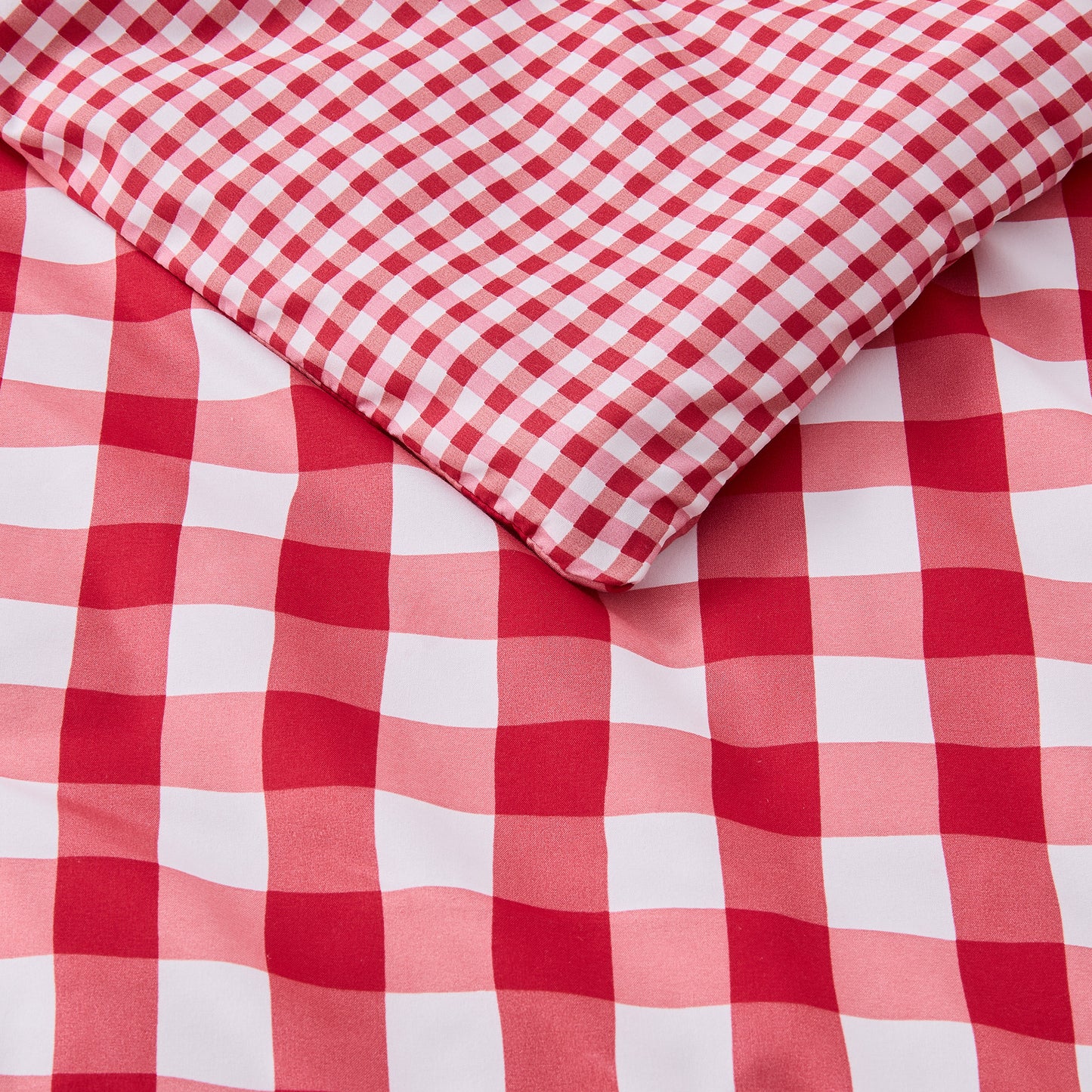 Hazel Comforter Set